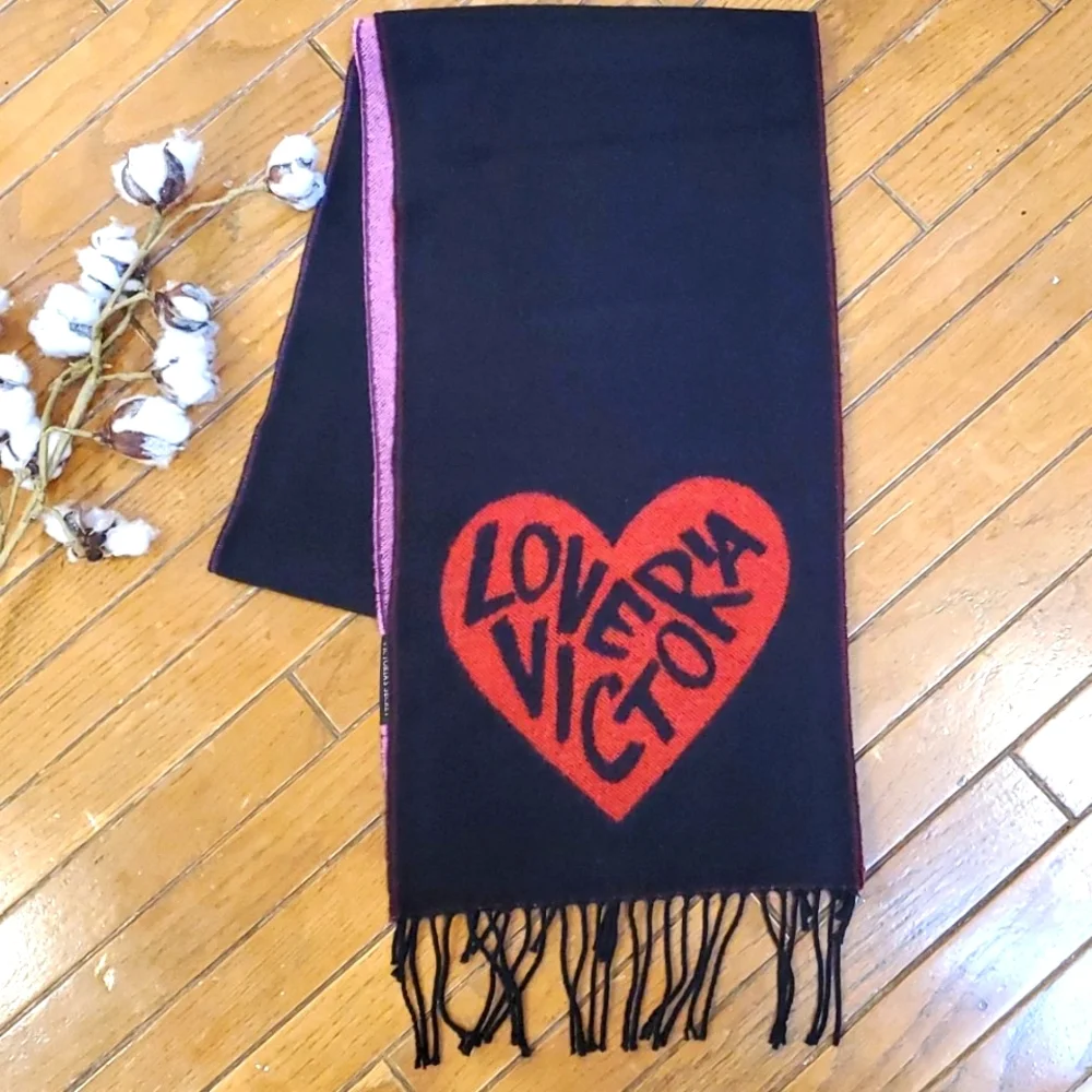 NWOT Victoria's Secret Love Victoria's Pink and Red Heart Winter Scarf.